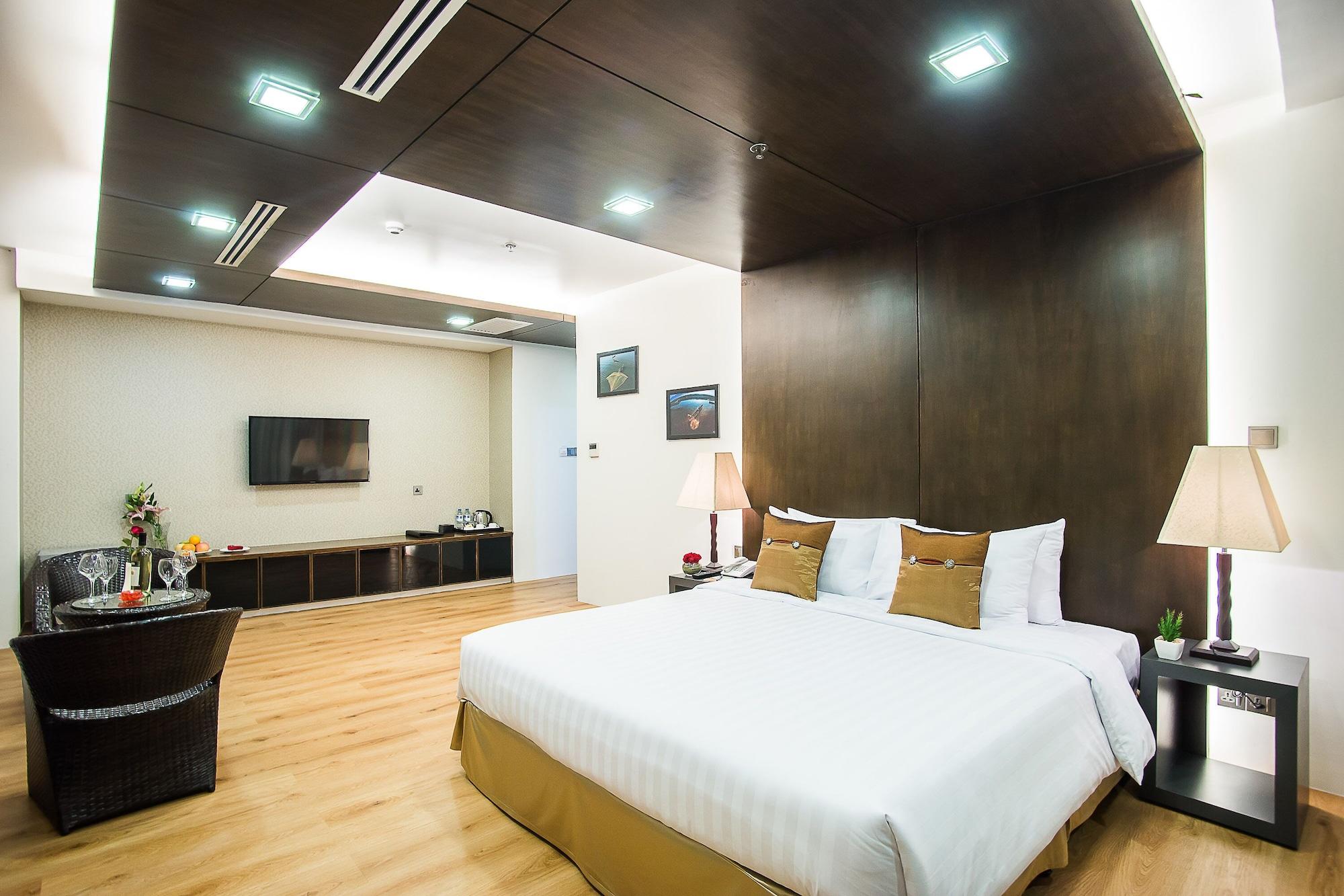 Hotel Tryp By Wyndham Yangon Exterior foto
