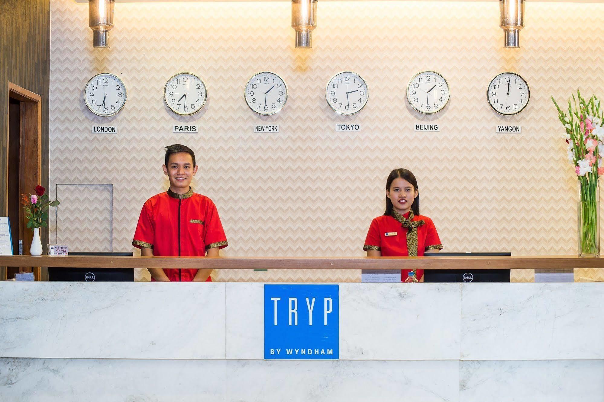 Hotel Tryp By Wyndham Yangon Exterior foto